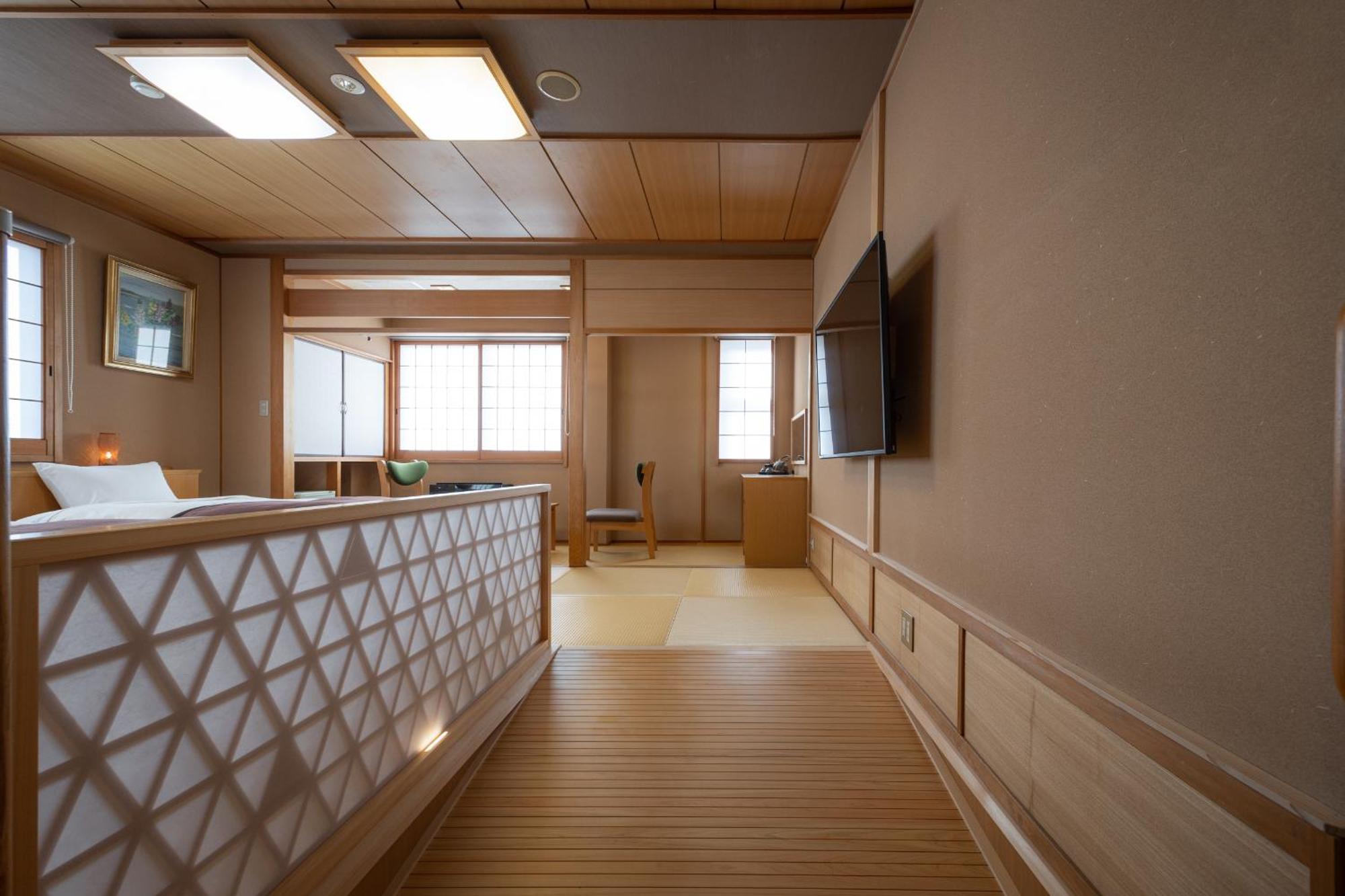 Kifuno Sato Hotel Mimasaka Екстериор снимка